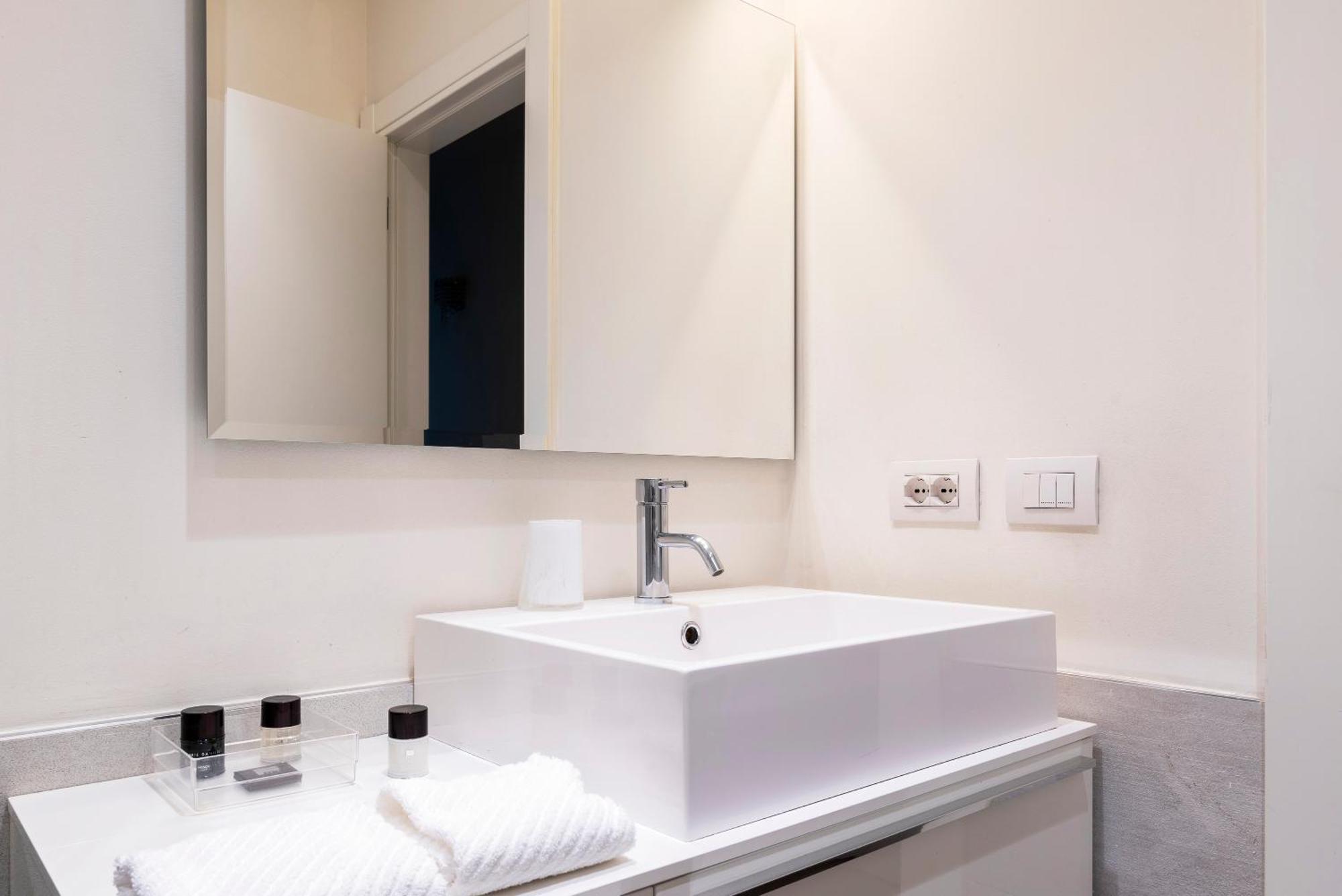 Fifty Eight Milan Duomo Apartman Kültér fotó